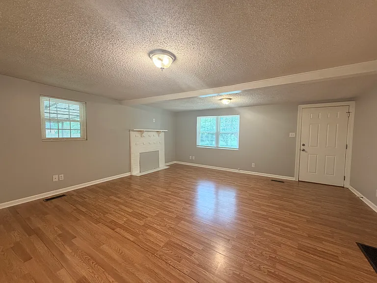 4974 Yanceyville Rd — Photo 8
