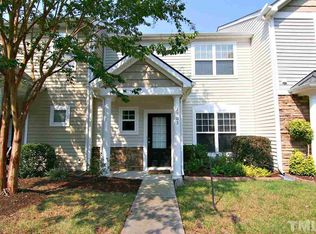 2703 Sunny Corners Ct, Raleigh, NC 27614