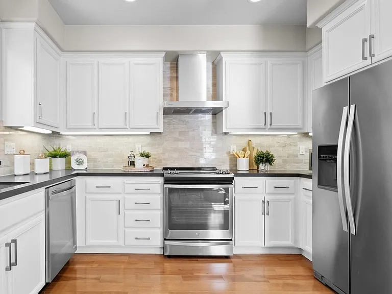 Laird Cir — Photo 10
