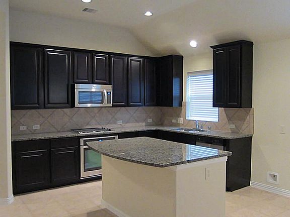 3rd image of 21514 Duke Alexander Dr