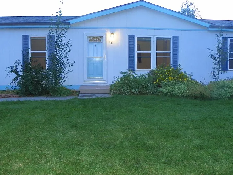 43 N Hunters Way — Photo 2