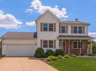 23 Prenzler Dr, Bloomington, IL 61704