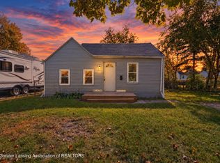804 Jessop Ave, Lansing, MI 48910