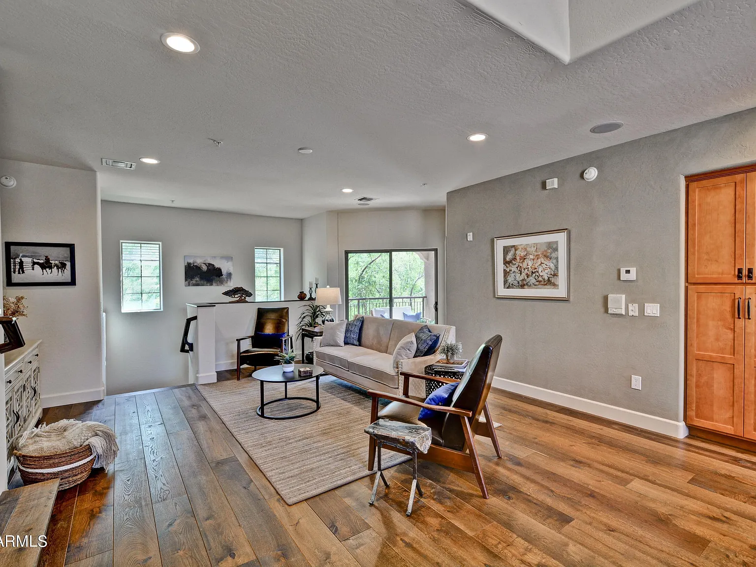 3 bed, 1942 sqft, $4,500 — Photo 3