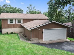 290 Apache Trl, Lake In The Hills, IL 60156