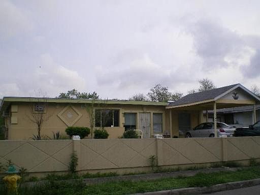1st image of 8706 CAPE VALLEY DR