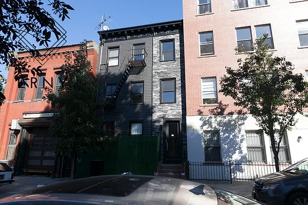 Rented by ERNY LLC | media 7