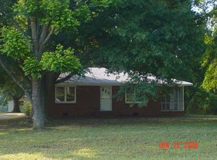 879 Gratis Rd, Monroe, GA 30656