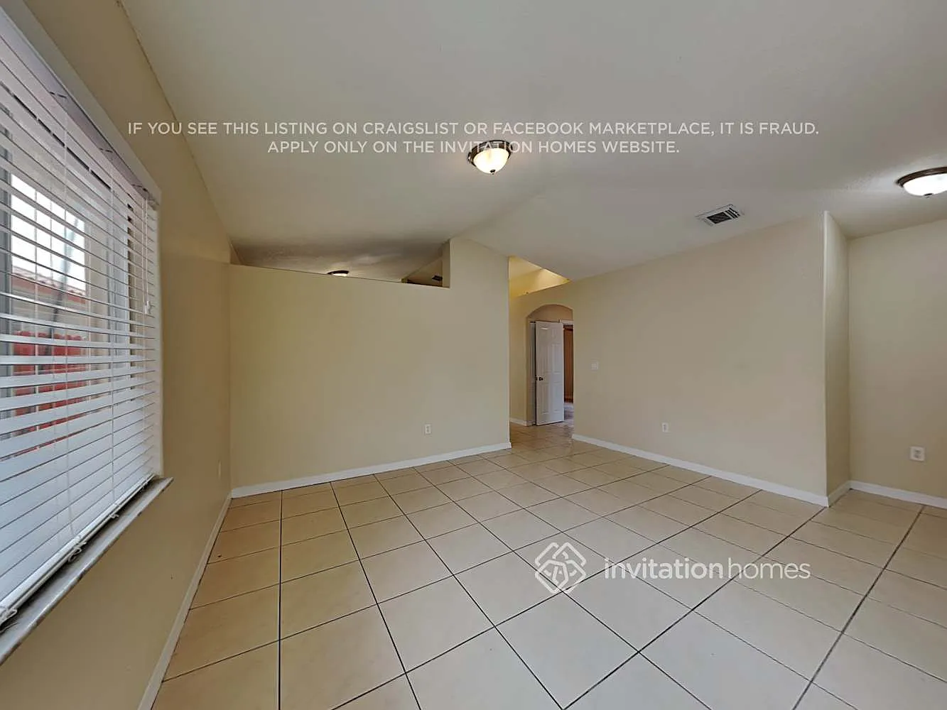 10088 NW 126th Ter Hialeah Gardens, FL 33018 — Photo 3