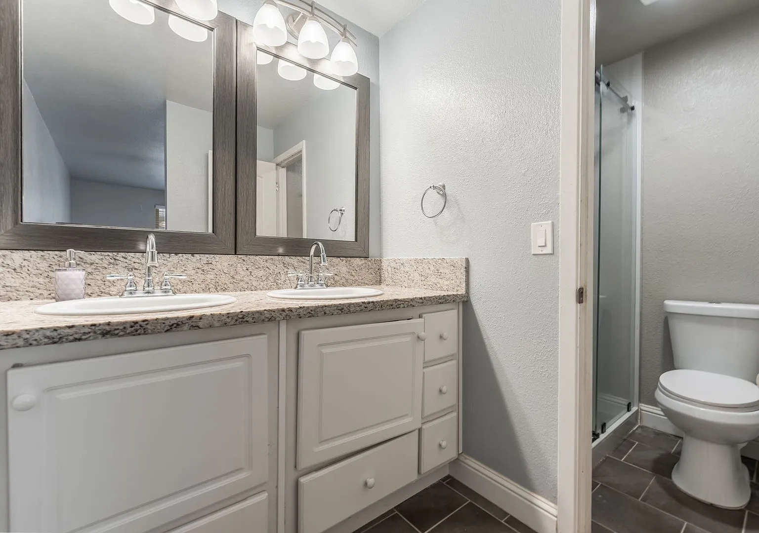 Updated 3-Bedroom Sacramento Home with Bonus Flex Space & Large Backyard! — Photo 4