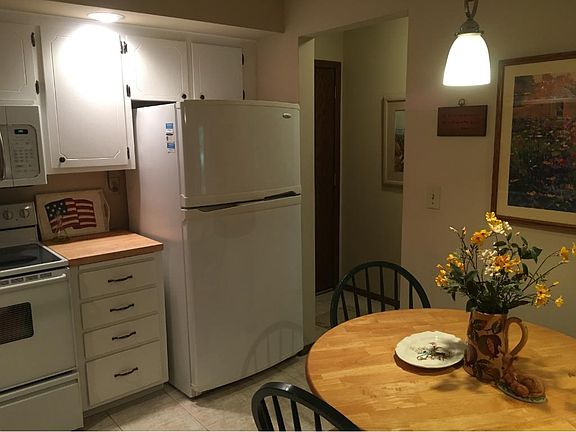 2nd image of 12600 Parkwood Dr APT 107