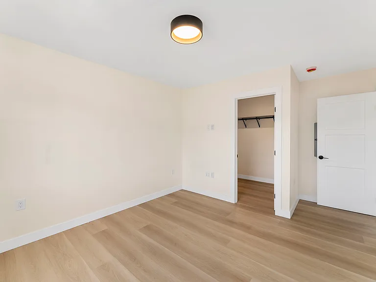 3288 Logan Ave #1 — Photo 12