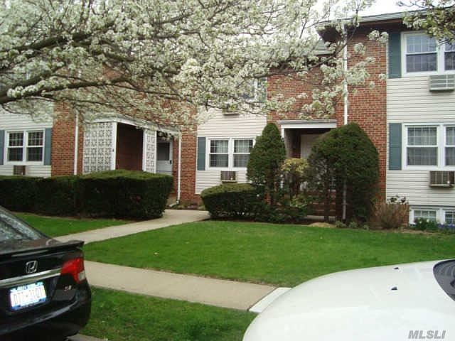 1st image of 4 Windermere Pl APT 3