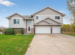 17729 311th Ct, Shafer, MN 55074