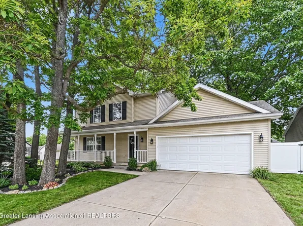 13813 G K Dr, Bath, MI 48808