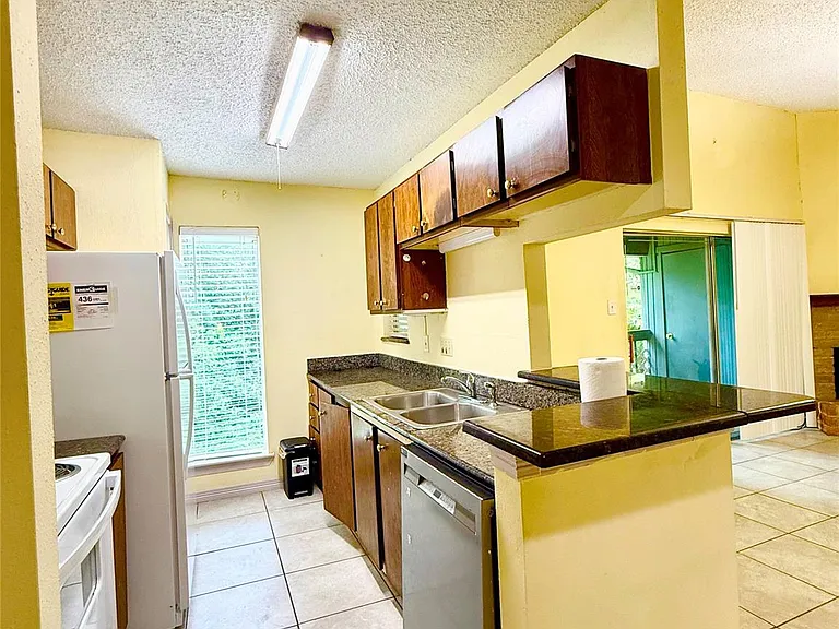 8360 Jorine Dr #8360 — Photo 14
