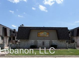 302 S Krudwig Ave APT 9, Lebanon, MO 65536