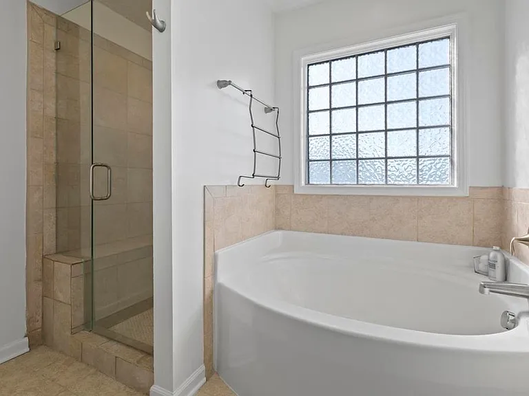302 Aquamarine Cir — Photo 13