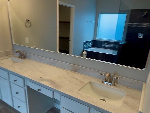 2nd image of 22310 Lamaster Ln