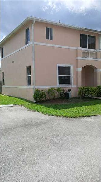 1st image of 21301 NE 8th Ct
