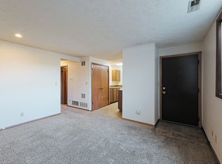 5509 S 31st St UNIT 3, Lincoln, NE 68516