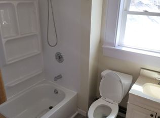 327-329 6th Ave, Baraboo, WI 53913