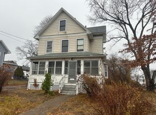 1096 Hillside Ave, Stratford, CT 06614