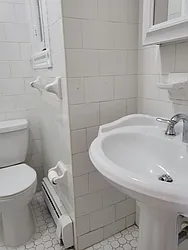 Rented by BR Edwards Associates Inc