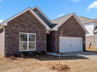 27424 McKenna Dr, Athens, AL 35613