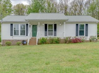 963 Woodhaven Rd, Lyles, TN 37098