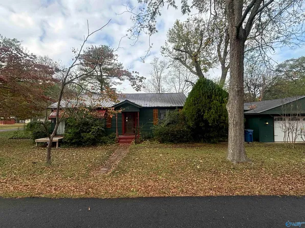 901 Snowden Dr, Boaz, AL 35957