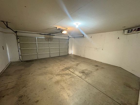 2nd image of 2424 E Beech Ave