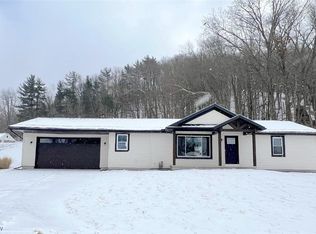 151 Unger St, Gnadenhutten, OH