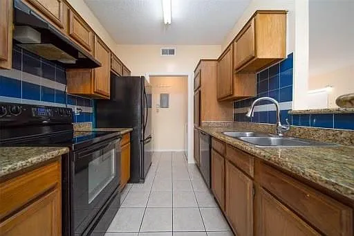 8293 Sands Point Dr #185 — Photo 9