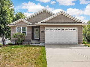 2115 K St SW, Cedar Rapids, IA 52404