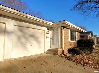 2439 Delaware Dr, Springfield, IL 62702