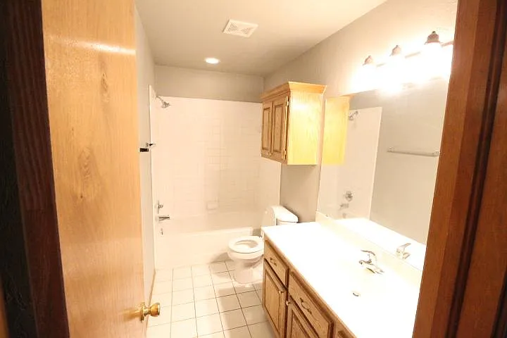 620 Eastview Dr — Photo 17