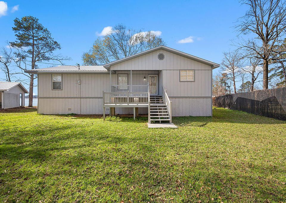 1st image of 760 Holly Grove Rd