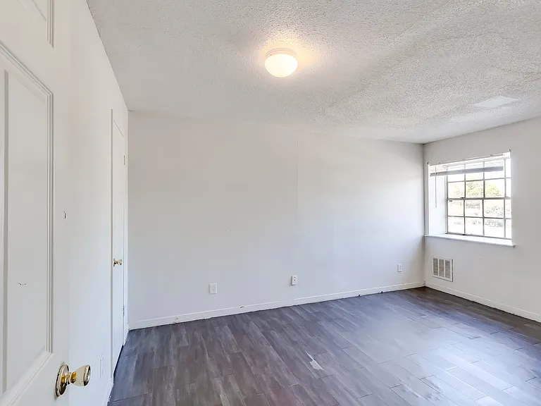 2215 Mission Hill Cir #103 — Photo 14