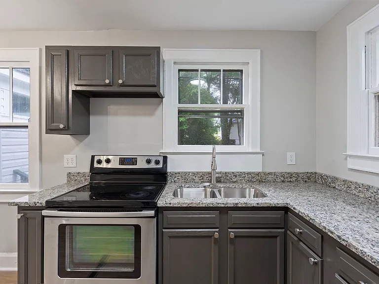 4412 Palmetto Ave — Photo 7
