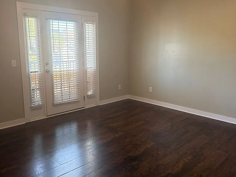 3704 Tiki Dr — Photo 5