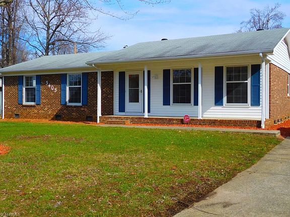 3rd image of 3403 Stonehaven Dr