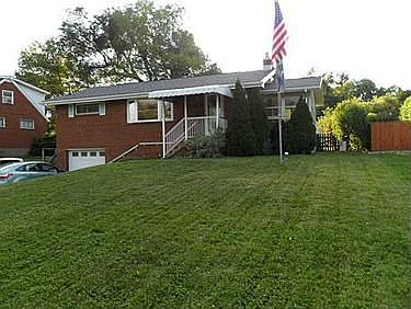 2nd image of 221 Westland Dr