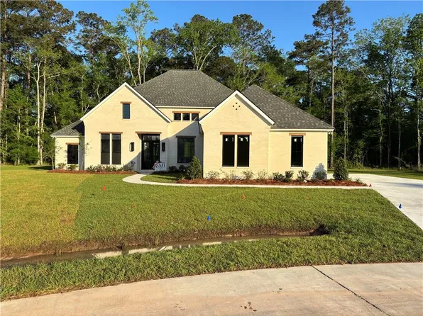 7051 Golden Oak Ln, Madisonville, LA 70447