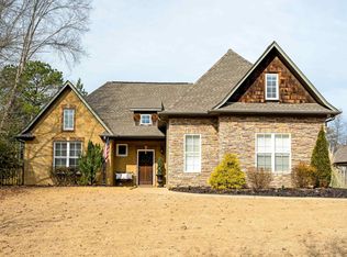 143 Piney Woods Dr, Helena, AL 35080