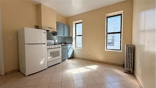 107 Bay 22nd St #5 Photo 1