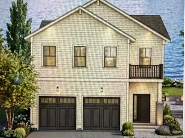 27 N Shore Rd, Windham, NH 03087