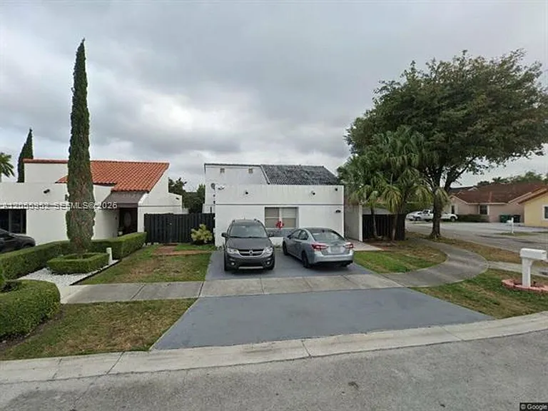6227 SW 132nd Pl #6227 — Photo 2