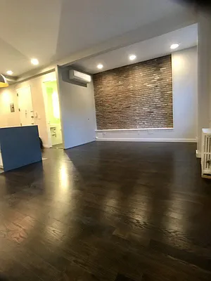 Rented by Bohemia Realty Group | media 16