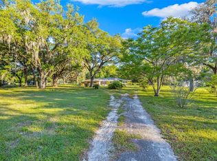 40013 Lynbrook Dr, Zephyrhills, FL 33540